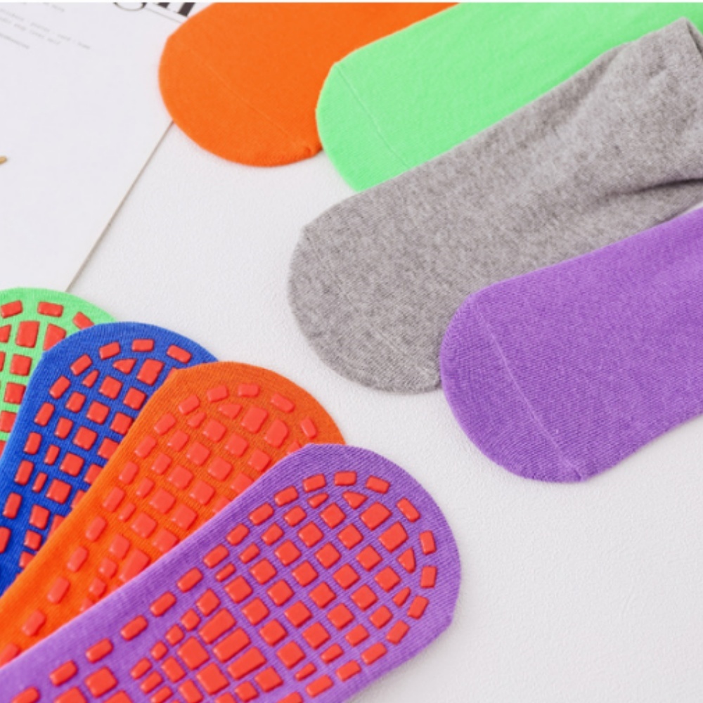 Random 5 Pairs of Trampoline S - Trampoline Park Sock ulasan dan harga